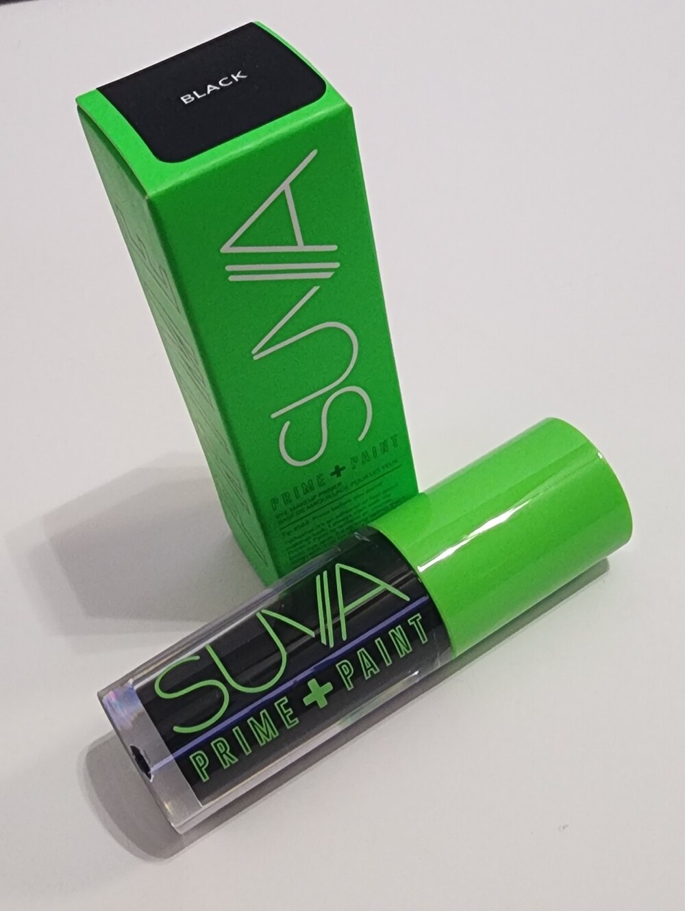 Suva Beauty Prime & Paint Black Eyeshadow Primer